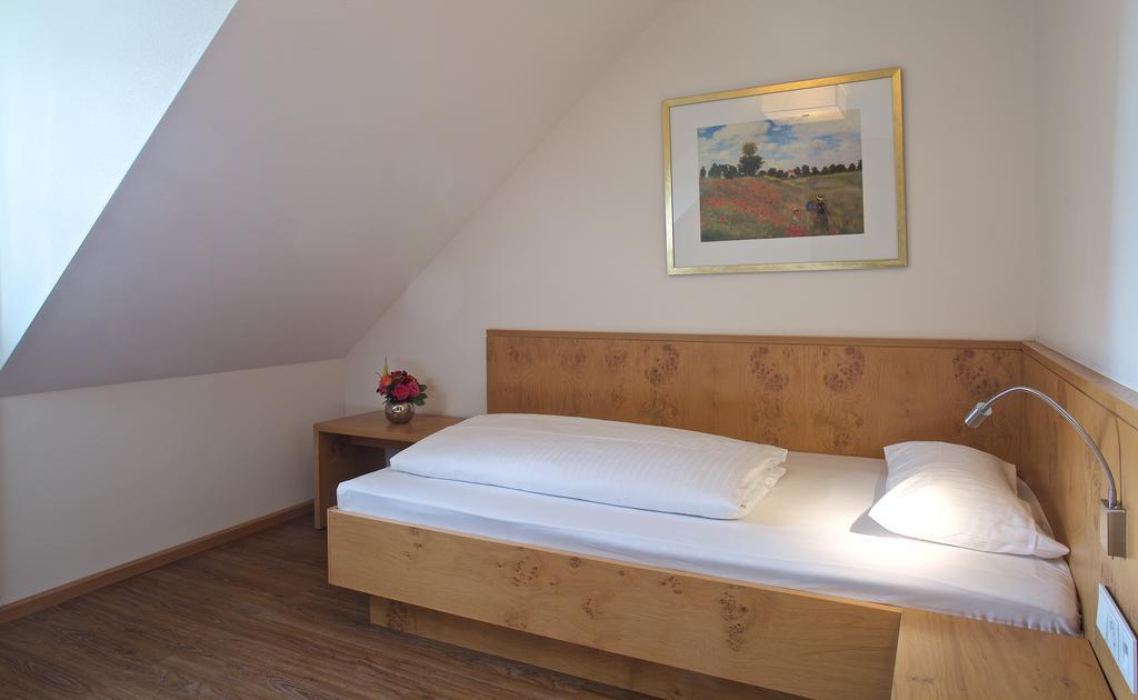 Hotel Zur Muehle Ismaning Kültér fotó