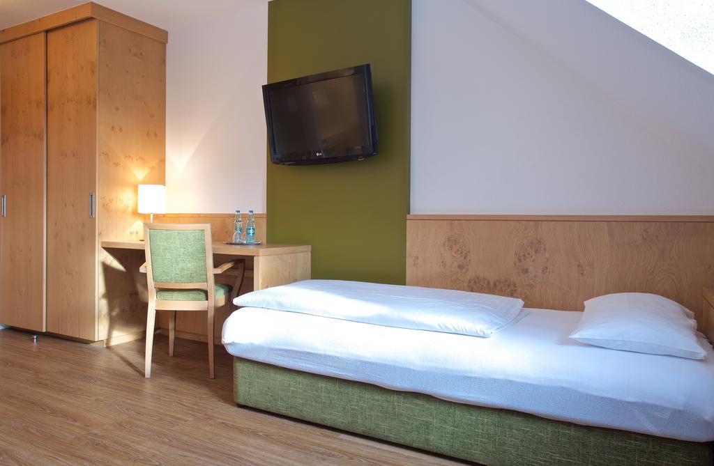 Hotel Zur Muehle Ismaning Kültér fotó